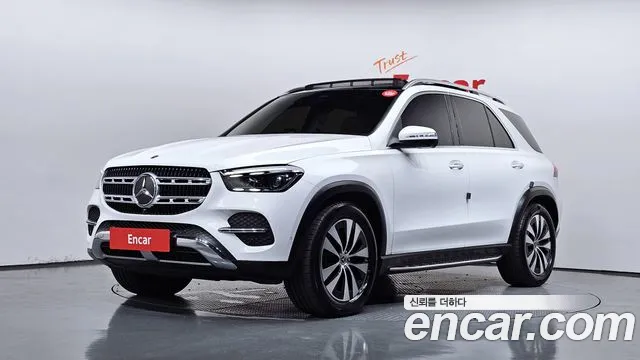 Mercedes-Benz GLE-Class 2025 — фото 1