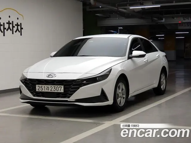 Hyundai AVANTE 2023 — фото 1
