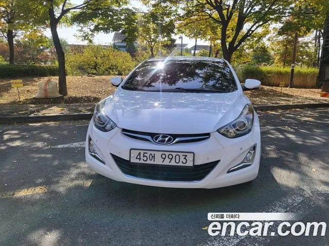 Hyundai AVANTE 2016 — фото 1