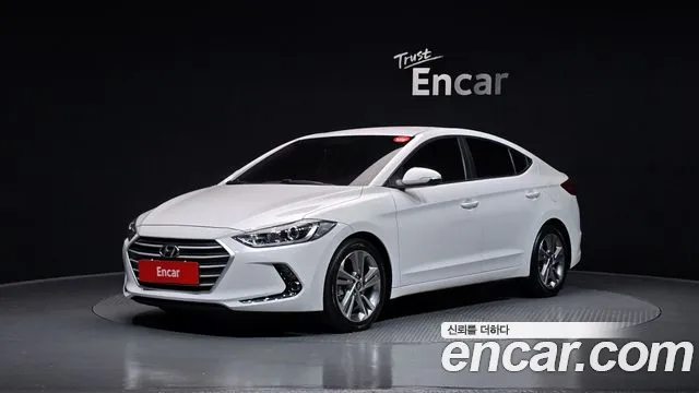 Hyundai AVANTE 2018 — фото 1