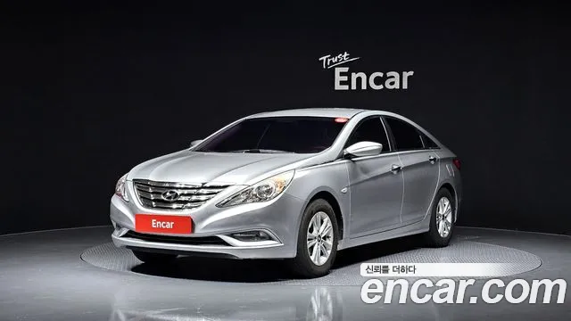 Hyundai Sonata 2010 — фото 1