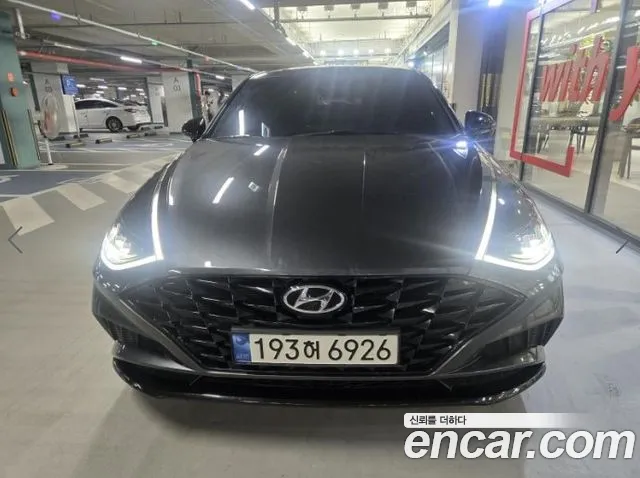 Hyundai Sonata 2022 — фото 1
