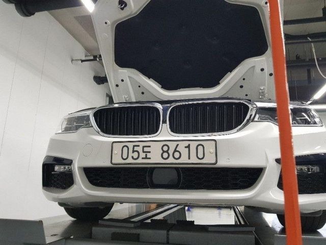 BMW 5-Series 2018 — фото осмотра 1