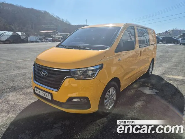 Hyundai Starex