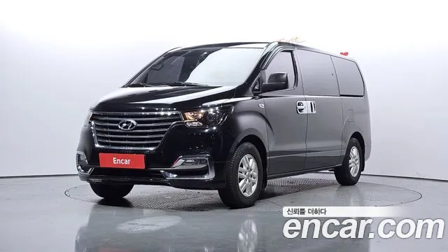 Hyundai Starex