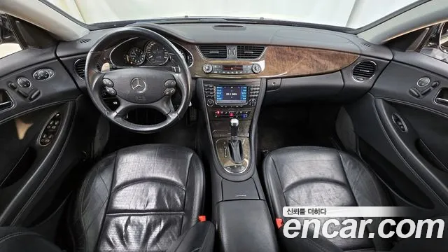 Mercedes-Benz CLS-класс — интерьер