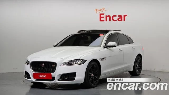 Jaguar XF