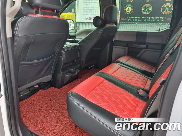 Ford F-150 — интерьер