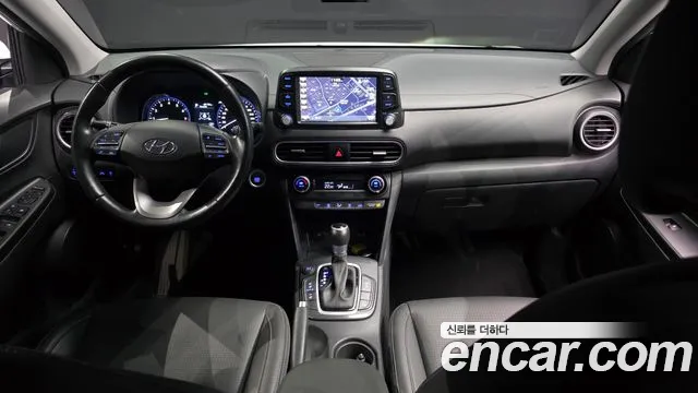 Hyundai Kona — интерьер