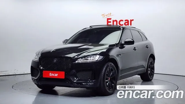 Jaguar F-Pace