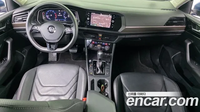 Volkswagen Jetta — интерьер