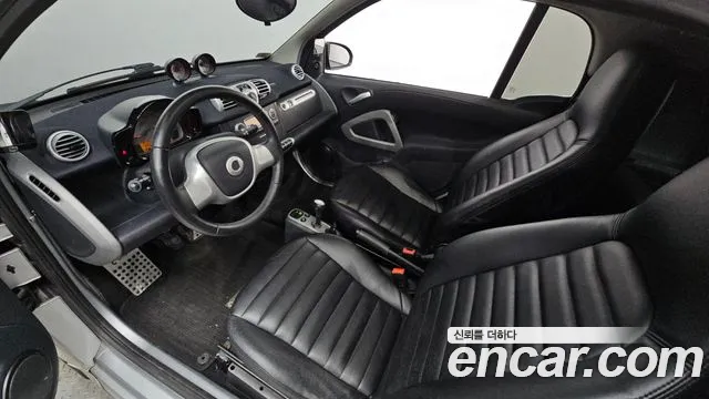 Smart ForTwo — интерьер