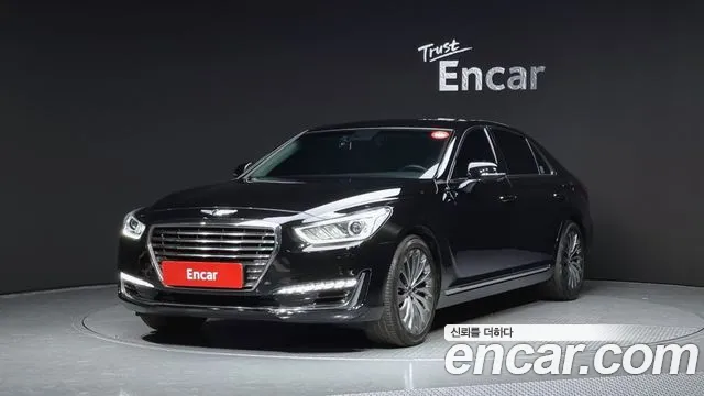 Genesis EQ900