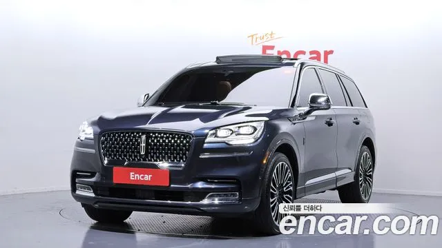 Lincoln Aviator