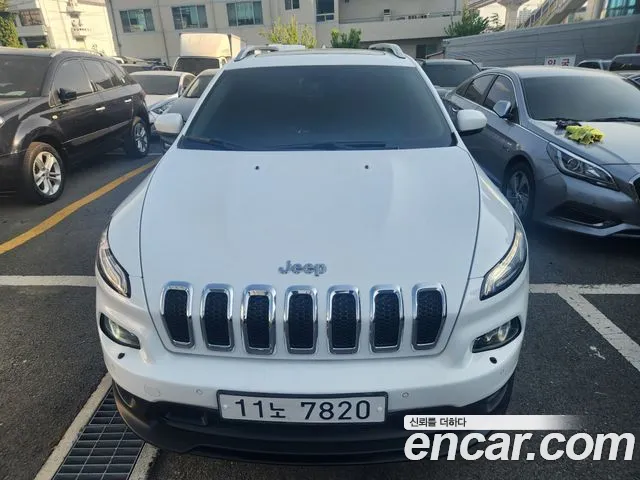 Jeep Cherokee — экстерьер
