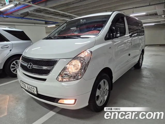 Hyundai Starex