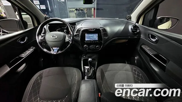 Renault Korea QM3 — интерьер