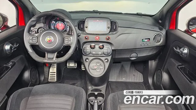 Fiat 500 — интерьер