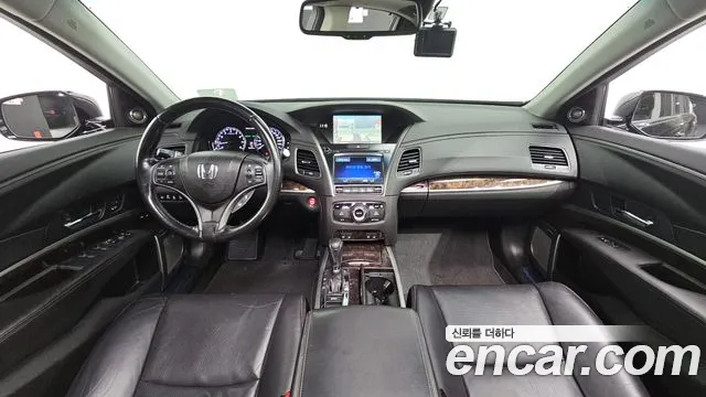 Honda Legend — интерьер