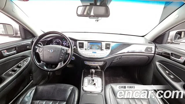 Hyundai Genesis — интерьер