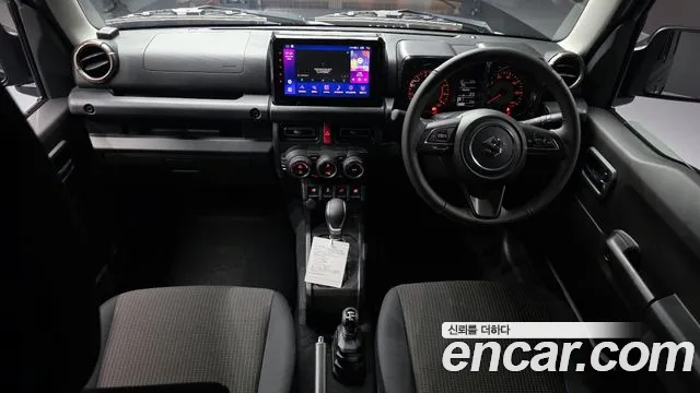 Suzuki Jimny — интерьер