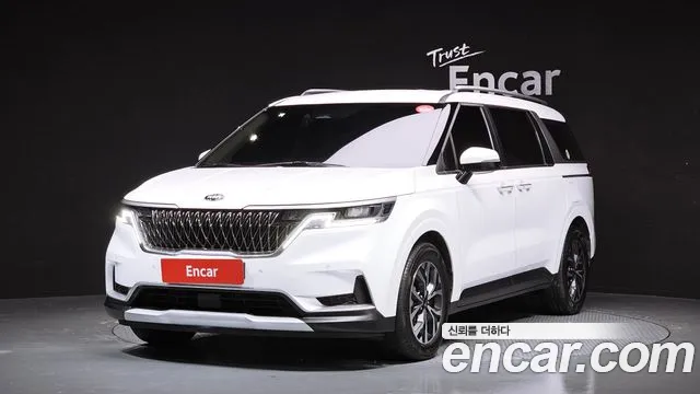 Kia Carnival — экстерьер