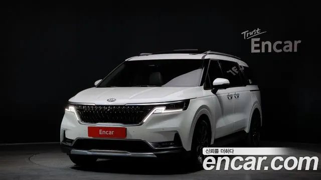 Kia Carnival — экстерьер