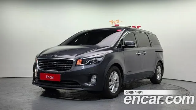 Kia Carnival — экстерьер