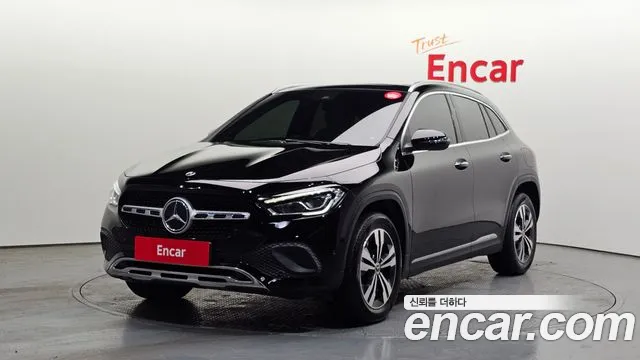 Mercedes-Benz GLA-класс