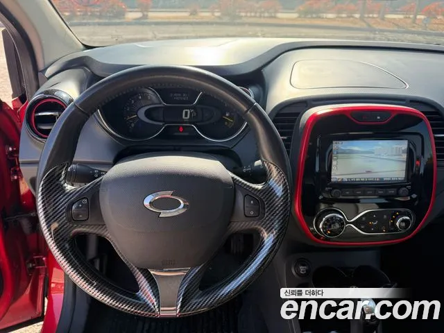 Renault Korea QM3 — интерьер