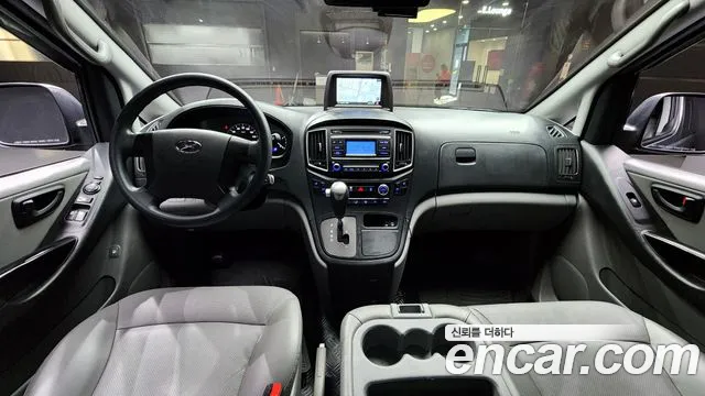 Hyundai Starex — интерьер