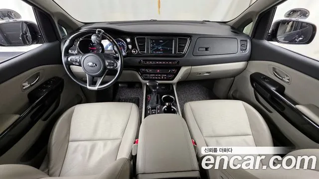 Kia Carnival — интерьер