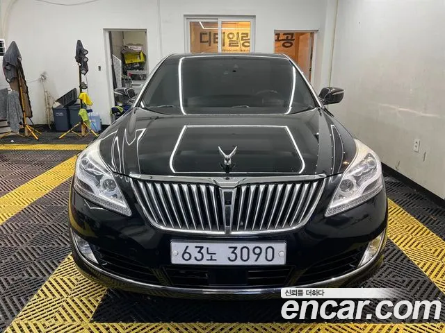 Hyundai Equus