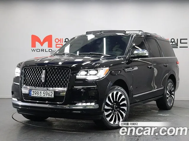 Lincoln Navigator
