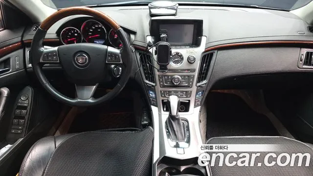 Cadillac CTS — интерьер