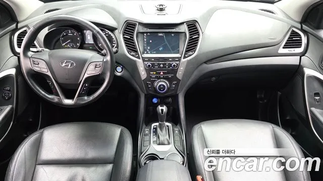 Hyundai Santa Fe — интерьер