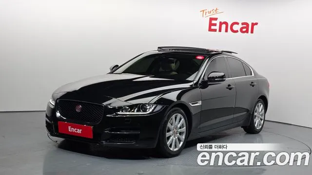 Jaguar XE