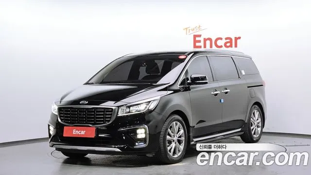 Kia Carnival — экстерьер