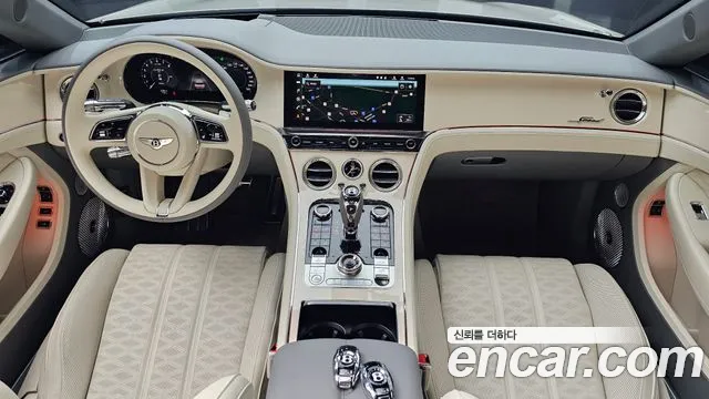 Bentley Continental — интерьер