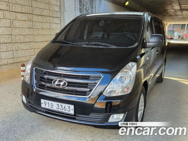 Hyundai Starex