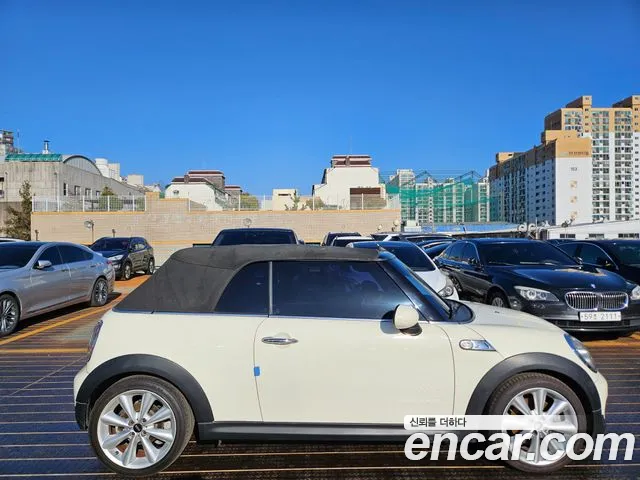 MINI Cooper Convertible — интерьер
