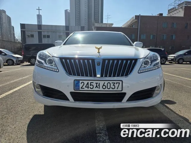 Hyundai Equus