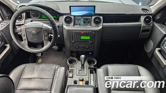 Land Rover Discovery — интерьер