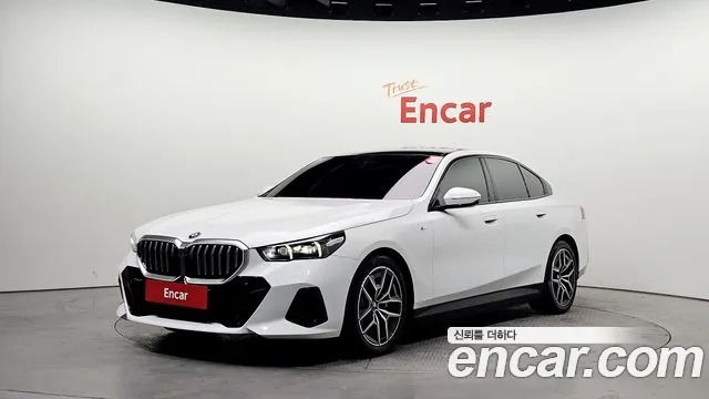 BMW i5