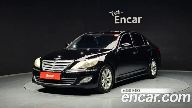 Hyundai Genesis