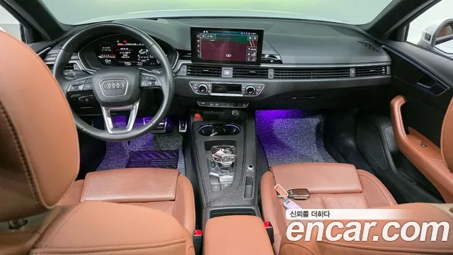 Audi A4 — интерьер