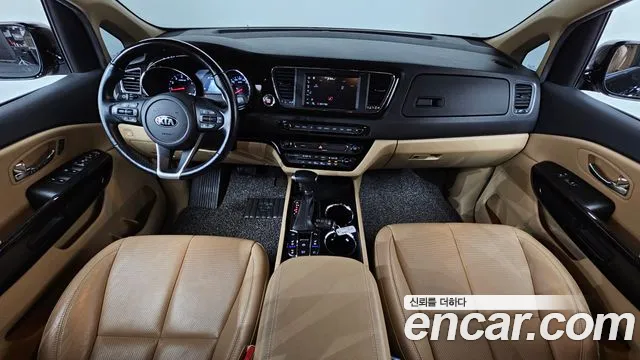 Kia Carnival — интерьер