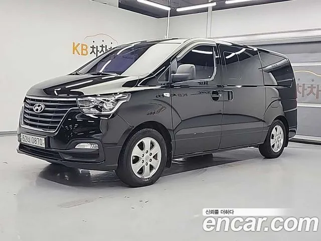 Hyundai Starex