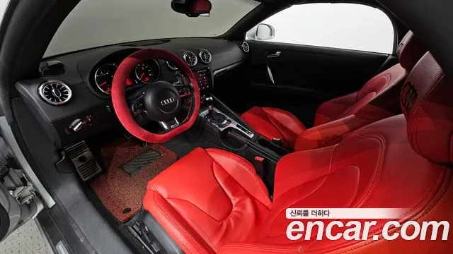 Audi TT — интерьер