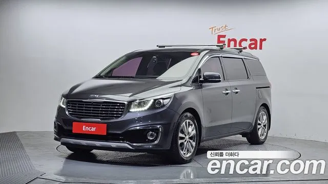 Kia Carnival — экстерьер